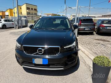 Volvo Xc 40 t3 Geattronoc Momentim