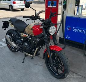 Royal Enfield Guerrilla 450 - 2025