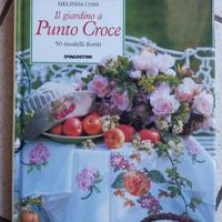 Libro "il giardino a punto croce"