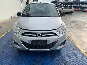 RICAMBI USATI AUTO VARI HYUNDAI i10 2012 1.1 BENZ