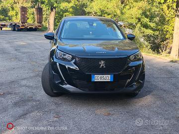 Peugeot 1.2 puretech Active Pack