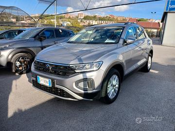VOLKSWAGEN T-ROC 1.5 TSI DSG 2023