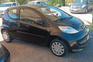 Peugeot 107 1.0 68CV 5p. Plaisir