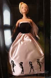Timeless Silhouette Barbie 2000 Avon NRFB