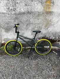 Bici bmx da ragazzo
