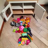 Cucina in legno Ikea per bambini