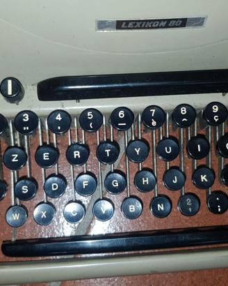 MACCHINA DA SCRIVERE OLIVETTI