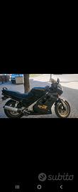 VFR 750 F