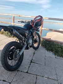 Yamaha XT 125 