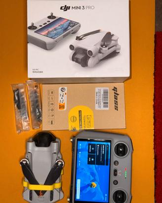 Drone DJI mini 3 pro con accessori