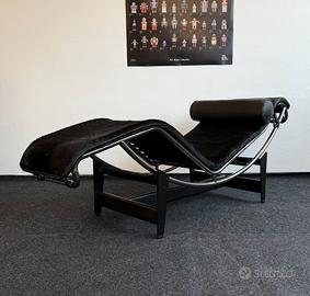 Chaise Longue in cavallino nero ALIVAR