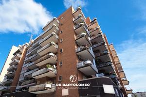 Quadrilocale in stabile signorile in via Salinella