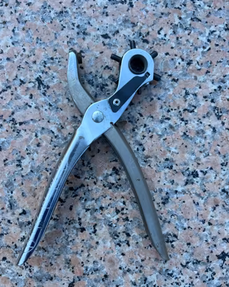Pinza Fustellatrice a Revolver per Cuoio, Pelle