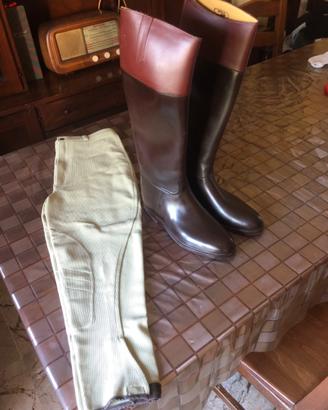 Stivali e pantaloni per andare a Cavallo