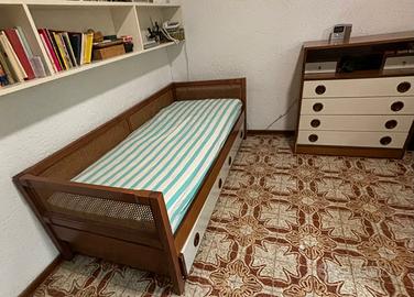 Letto singolo con cassettiera scrivania 