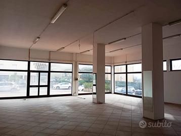 Immobile di 220 m² a Terni
