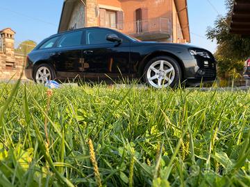 Audi A4 2000 143 cv