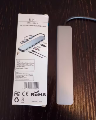 HUB USB -C e USB 8 in 1 in alluminio per PC