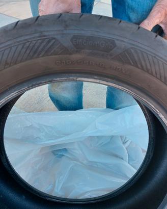 N° 4 Gomme estive 215/55 R18