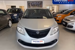Lancia Ypsilon 1.2 69 CV 5 porte S&S Elefantino Bl