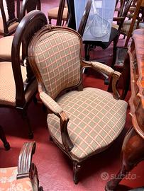 Stock di Sedie e Articoli Vintage/Antiquariato