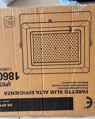 Faretto LED Slim 200W LIFE 18600 Lumen IP65