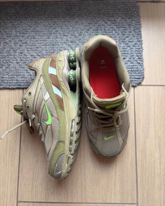 shox x supreme