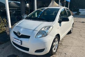 Toyota Yaris 1.0 5 porte Sol