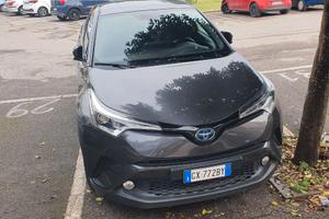 Toyota chr louge full hybrid