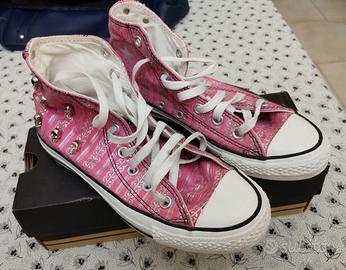 Scarpe converse con teschi sale