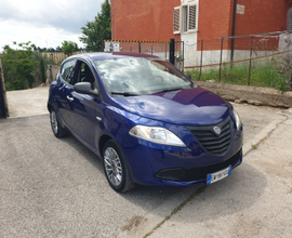 Lancia ypsilon 1.3 multijet diesel con garanzia