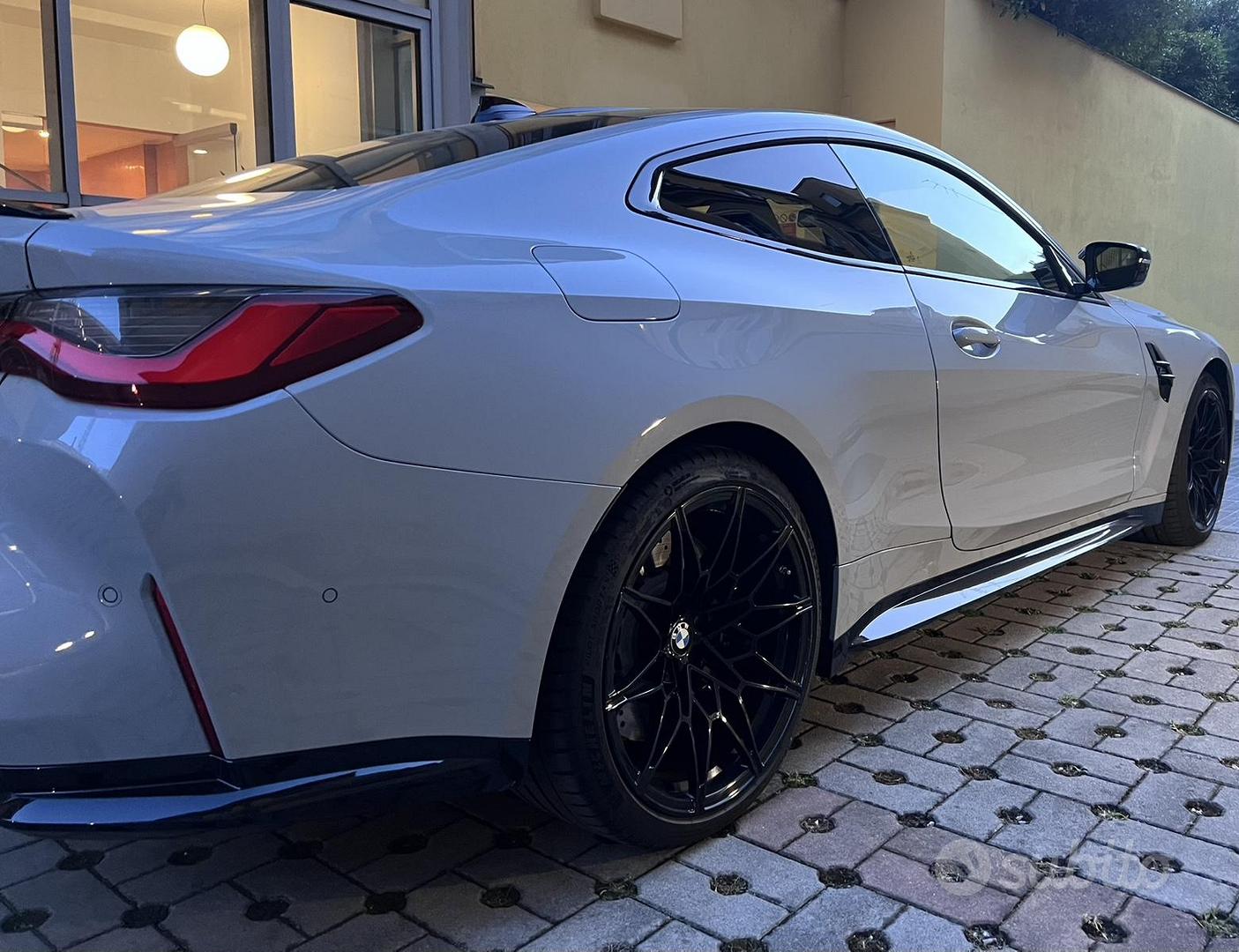 BMW M4 2022 photo 3