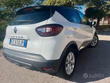 Renault Captur 100cv 2019 con 71000 km