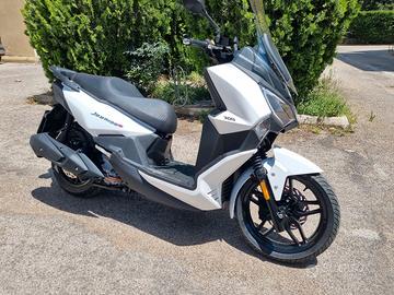 SCOOTER JORYDE 300  BIANCO 