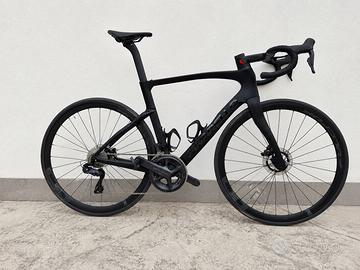 Pinarello F7 Ultegra Di2 12