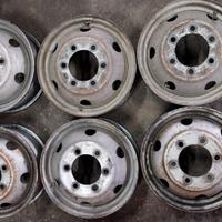 Cerchi in ferro 5,5X16 originali Nissan L35 1994