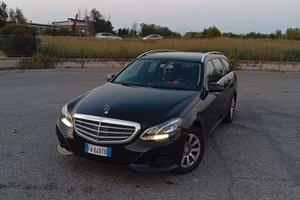Mercedes Benz classe e200