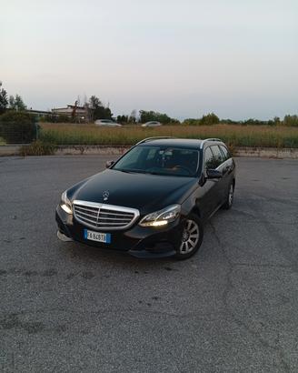 Mercedes Benz classe e200