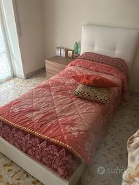 Letto come nuovo comprensivo materasso