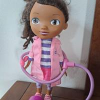 bambola dottoressa Peluche