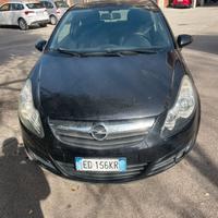 Opel corsa d 2010 GPL-Benzina