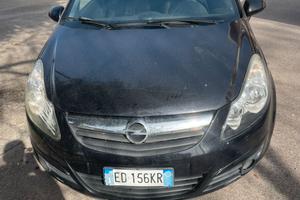 Opel corsa d 2010 GPL-Benzina