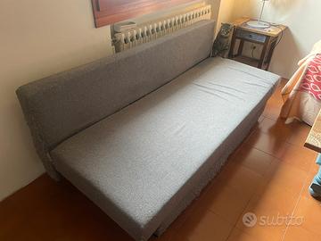 Divano letto Ikea Älvdalen