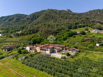 CASA SEMINDIPENDENTE A REVELLO