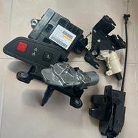 Pezzi per apertura automatica cofano Peugeot 3008