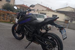 voge 125r   