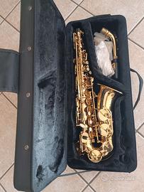 Sassofono contralto marca Comet