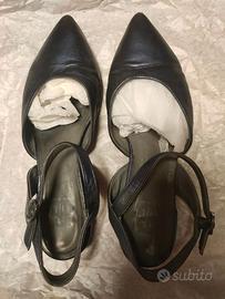 2 paia mocassini 1 paio scarpe aperte taglia 37