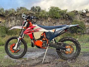 Ktm 300 exc - six days 2023 accessoriato