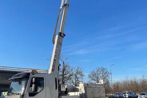 Piattaforma -PARI AL NUOVOO 30 MILA KM -OK PERMUTE